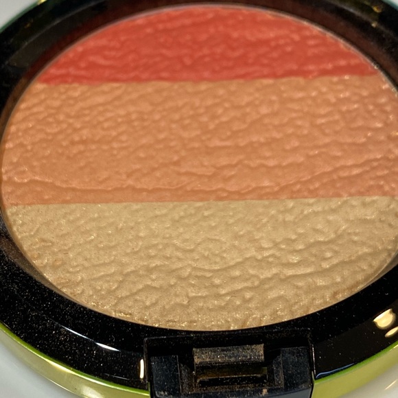 MAC Cosmetics Other - Wash & Dry MAC Makeup MAC Cosmetics Other - Wash & Dry MAC Makeup